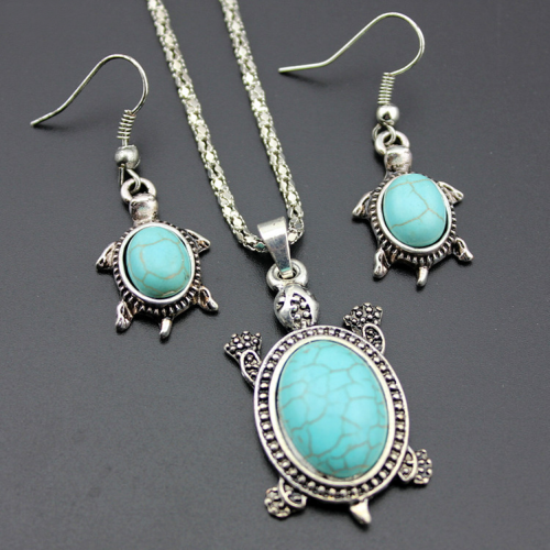 Vintage Turquoise Tibetan Turtle Necklace and Earrings