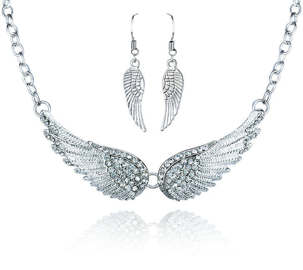 Necklaces Angel Wings Choker Necklace & Pendants